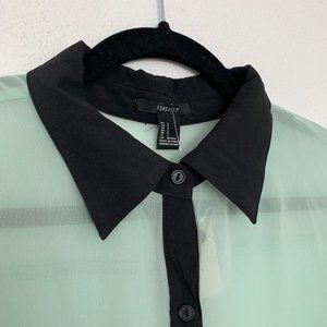 NWT Sheer Button Up Mint Green w Black Collar Sz S